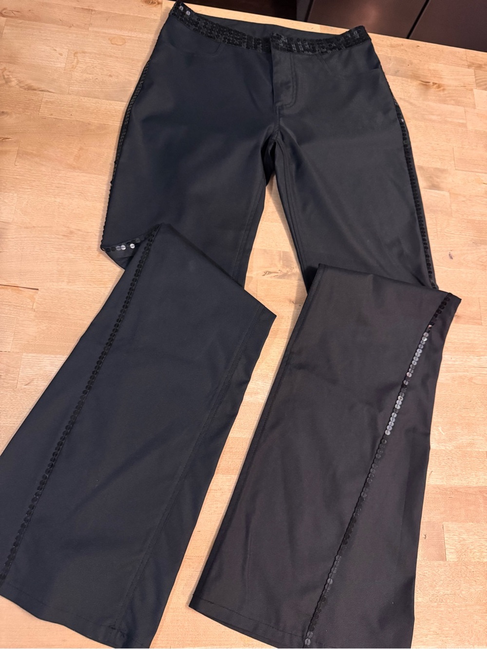 DKNY Black Sequin-Trim flare satin look y2k Pants